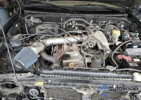 1999 Toyota Tacoma Xtracab Prerunner z USA, uszkodzony, nr VIN 4TASM92N2XZ547671